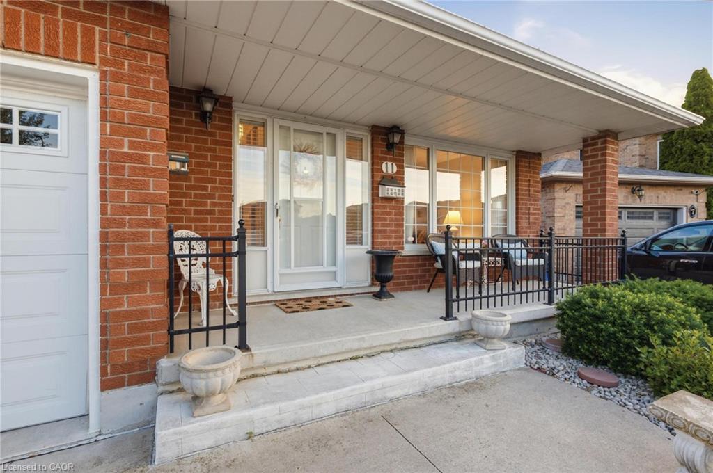 11 Gabriele Court Property Photo 3