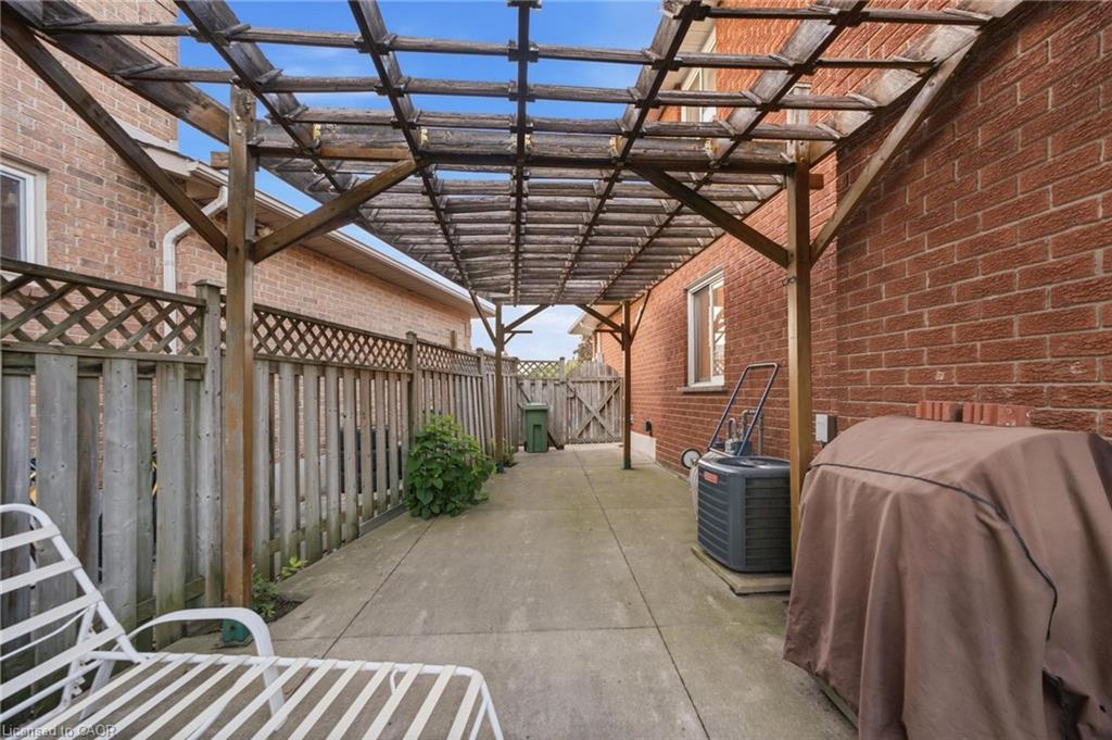 11 Gabriele Court Property Photo 37