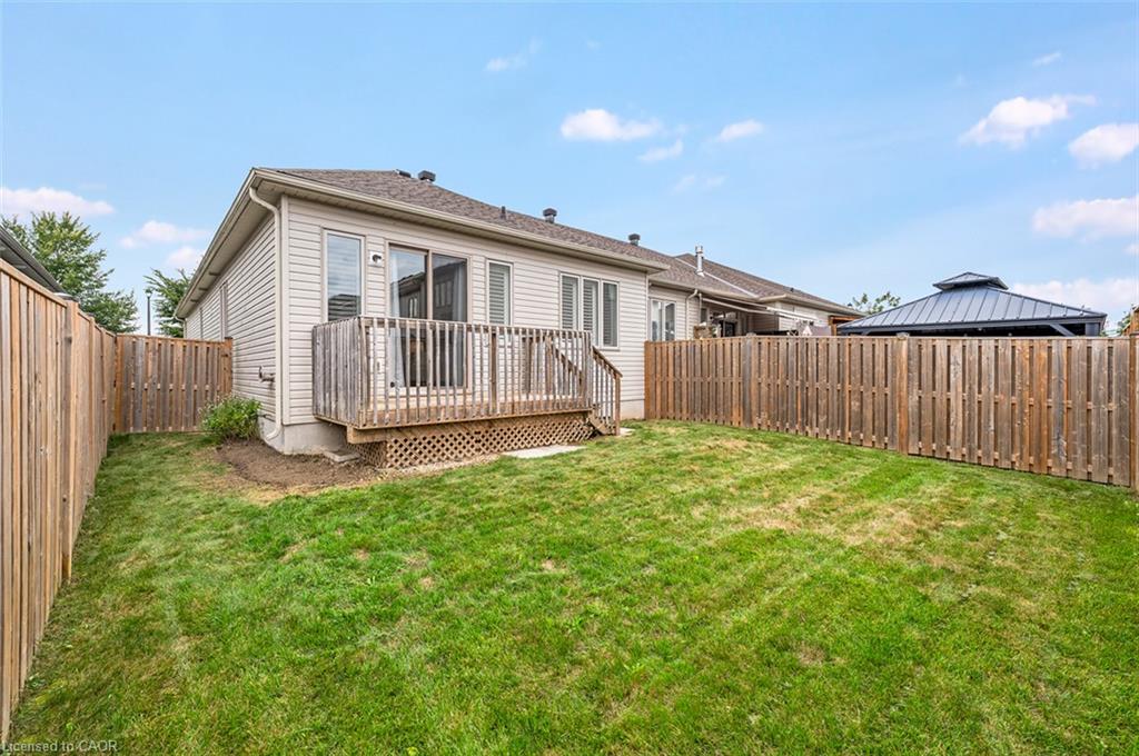 37 Middleton Avenue Property Photo 32
