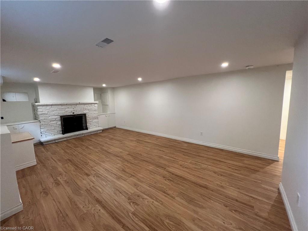 9 Collingwood Street Property Photo 6