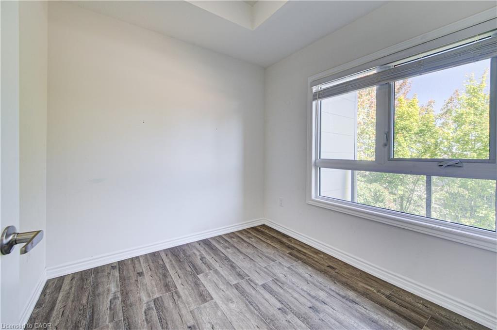 B4-1430 Highland Road W Property Photo 16