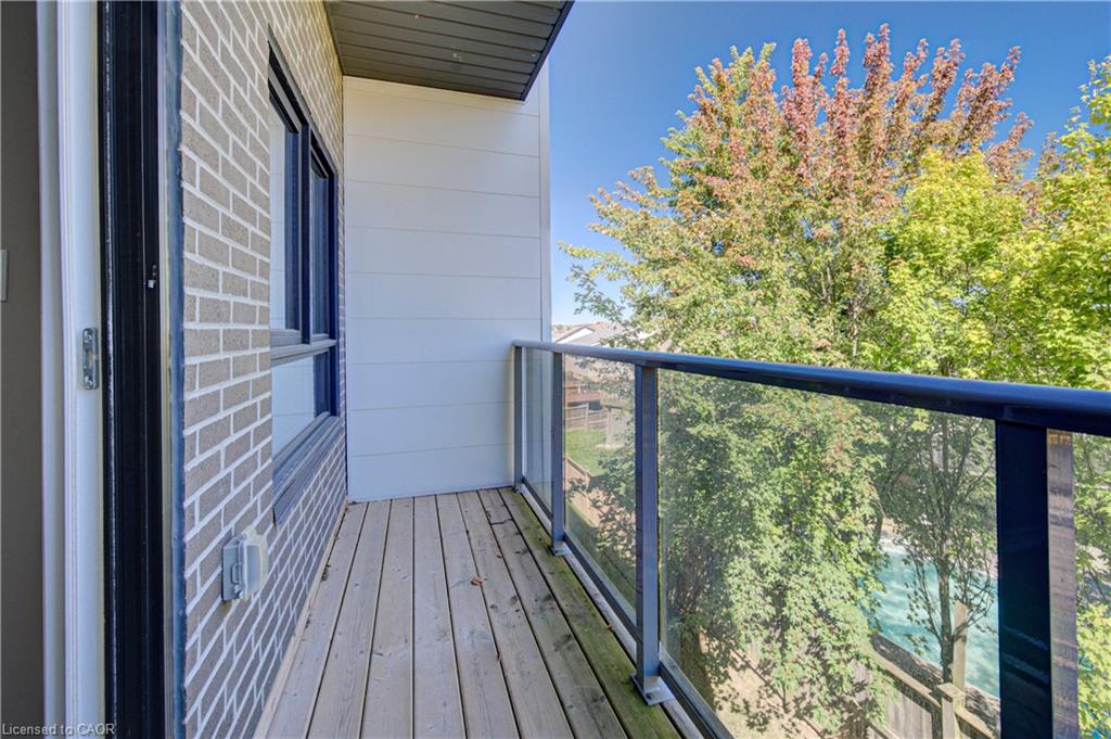 B4-1430 Highland Road W Property Photo 17