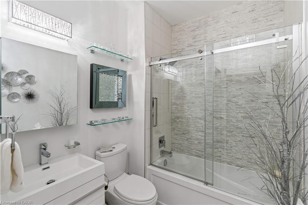 66 Bay Street S Property Photo 26