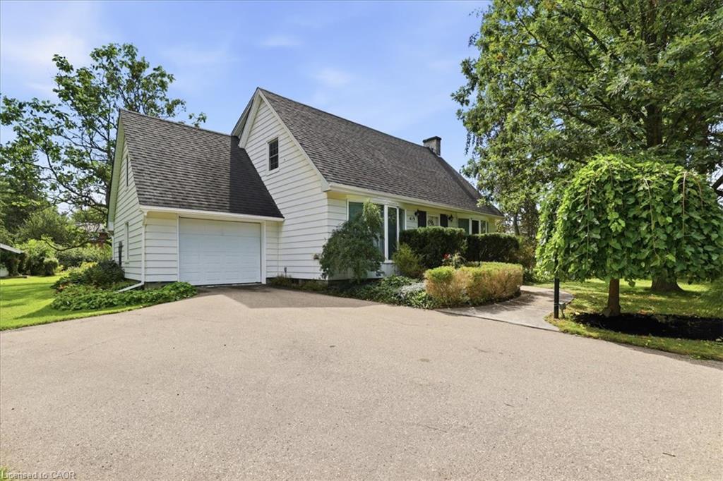 419 Forestlawn Road Property Photo 1