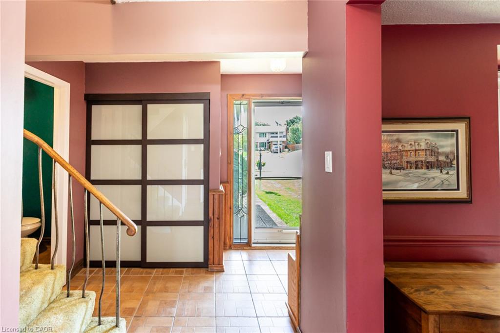 2727 Los Palmas Court Property Photo 7