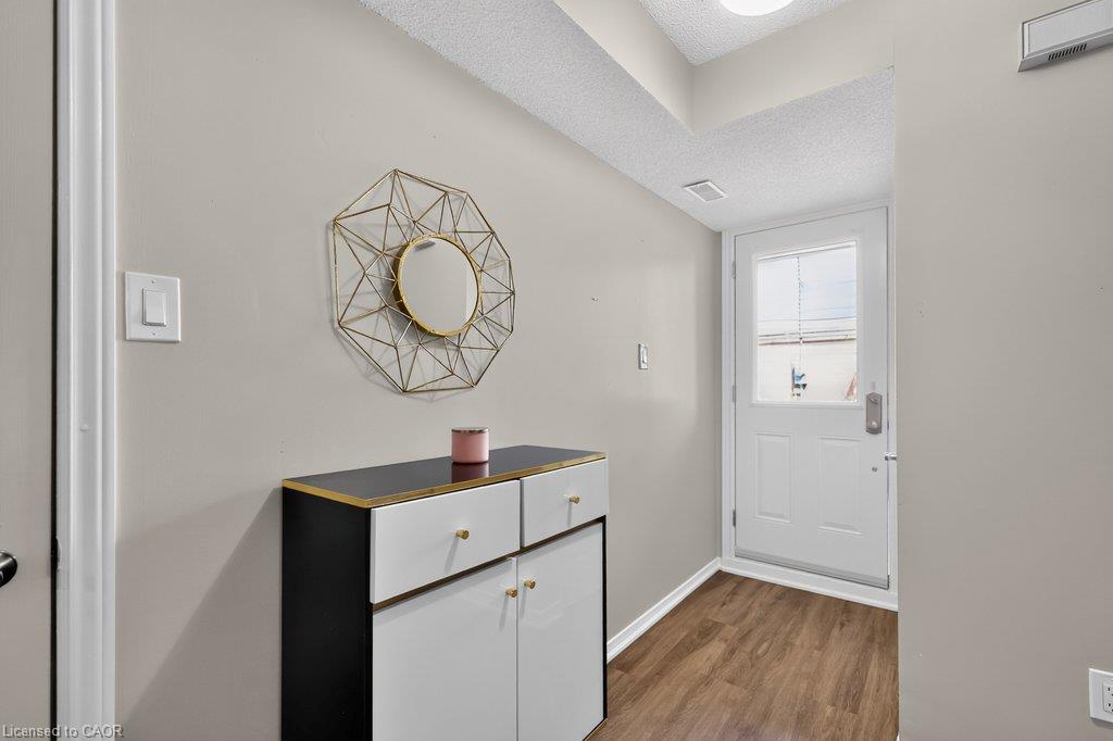 112-2110 Cleaver Avenue Property Photo 4