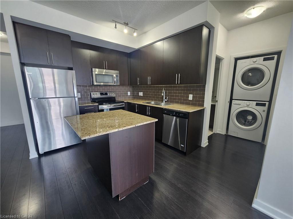 811-85 Duke Street W Property Photo 15