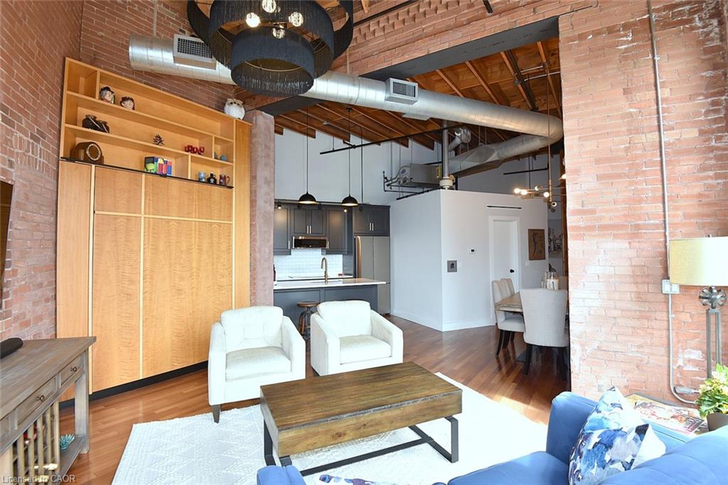 310-26 Ontario Street Property Photo 10