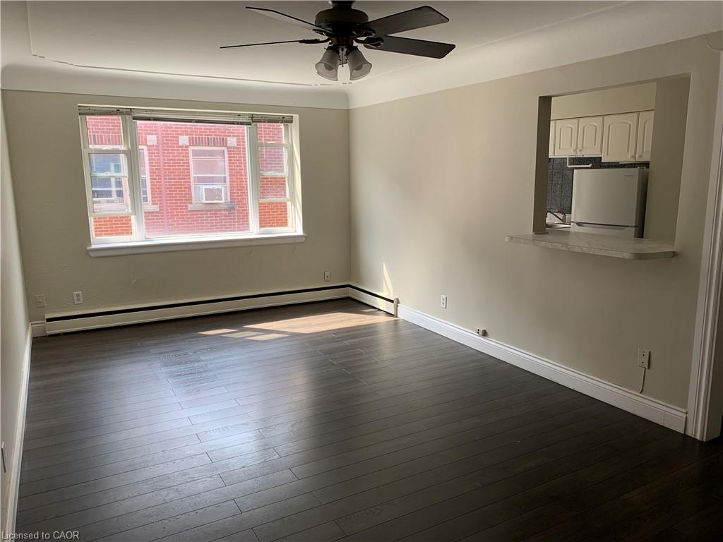 10-7 Applewood Avenue Property Photo 2