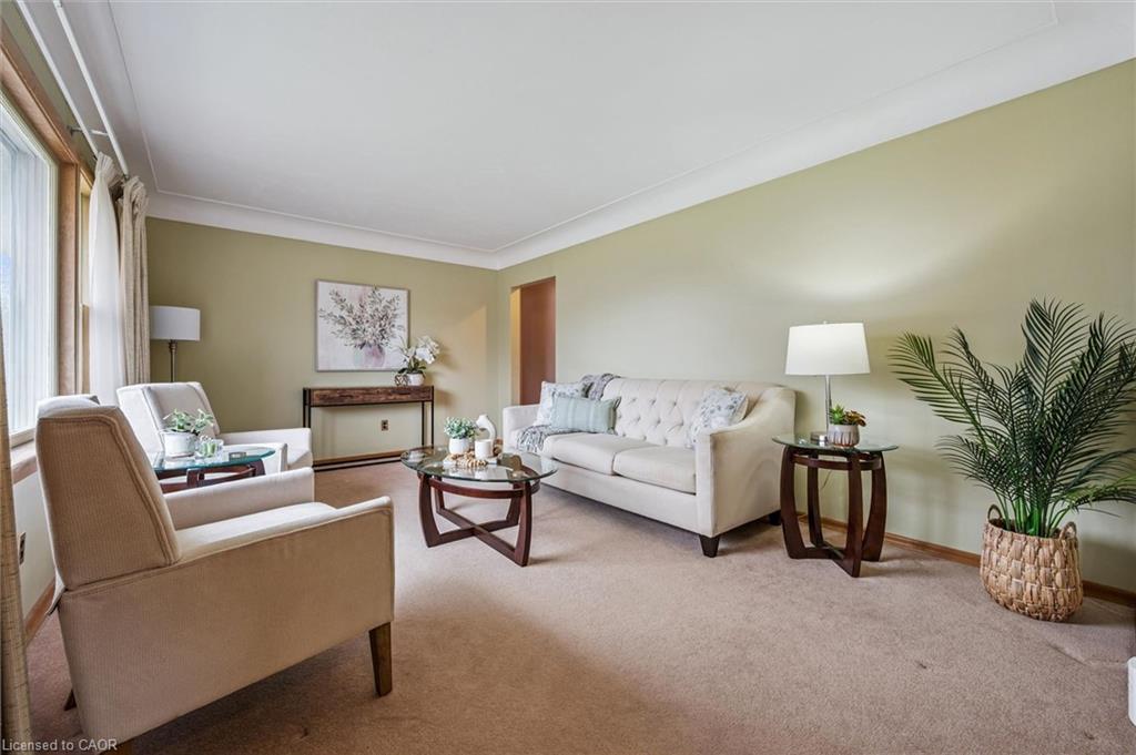 10 Paul Avenue Property Photo 4