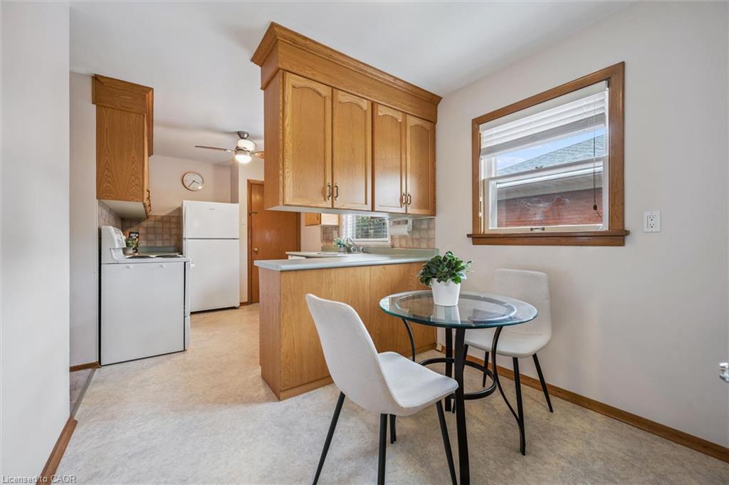 10 Paul Avenue Property Photo 8
