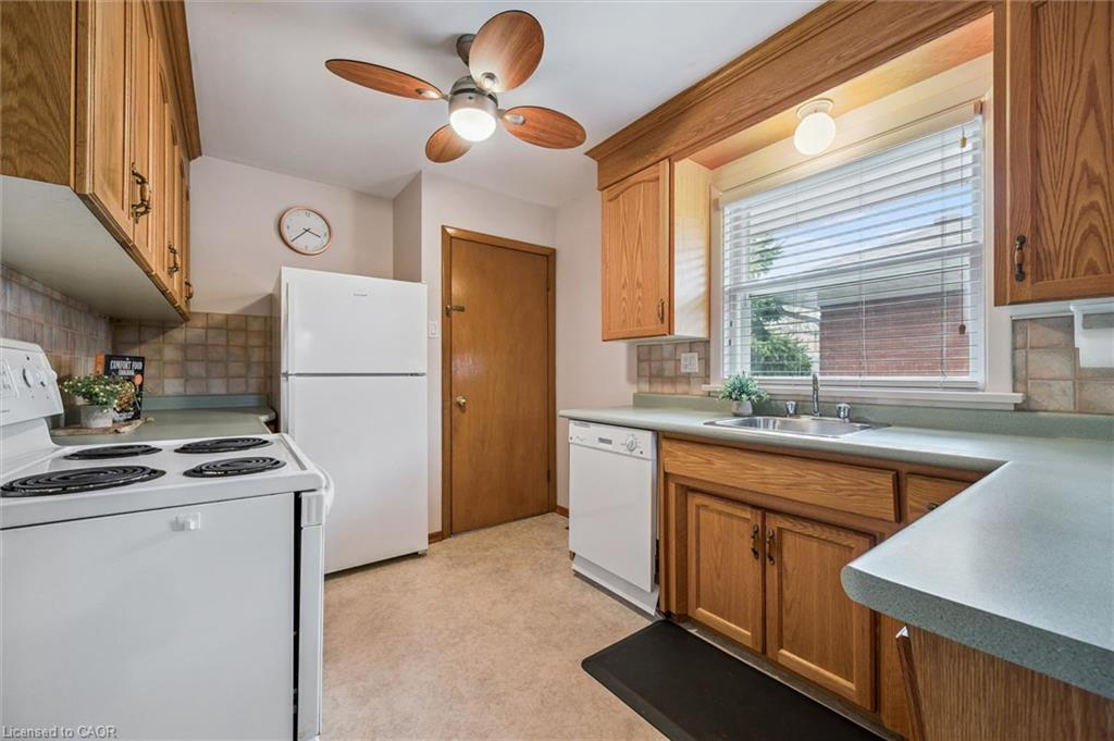 10 Paul Avenue Property Photo 10