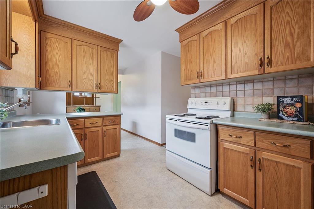 10 Paul Avenue Property Photo 12