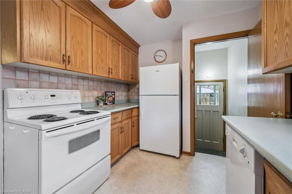 10 Paul Avenue Property Photo 13