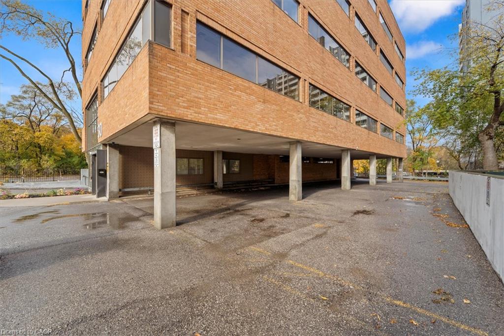 4-30 Drewry Avenue Property Photo 14