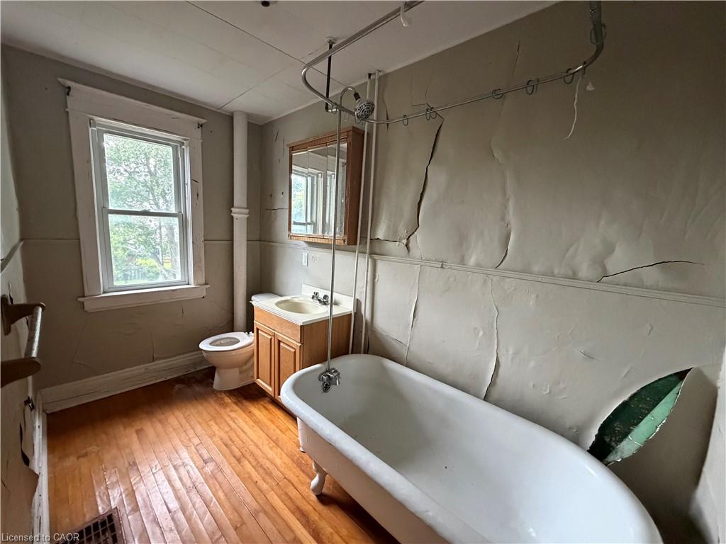 246 St James Street Property Photo 22