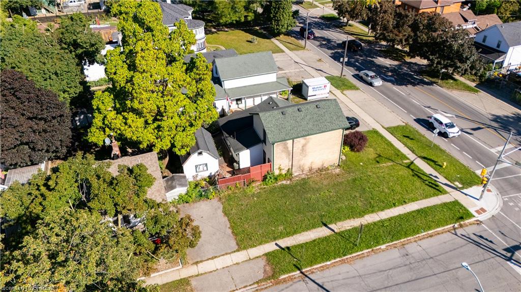 129 Erie Avenue Property Photo 3