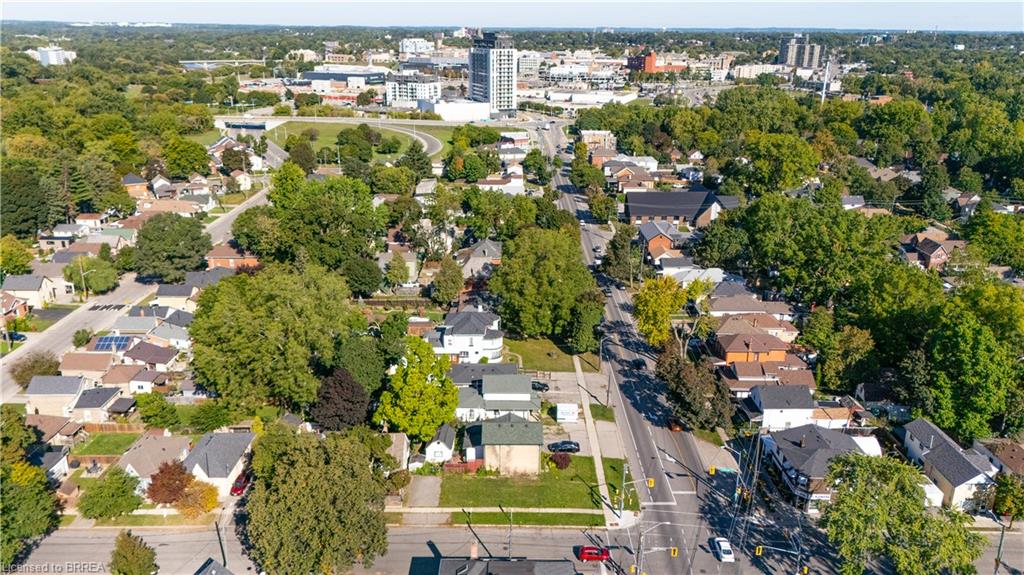 129 Erie Avenue Property Photo 8