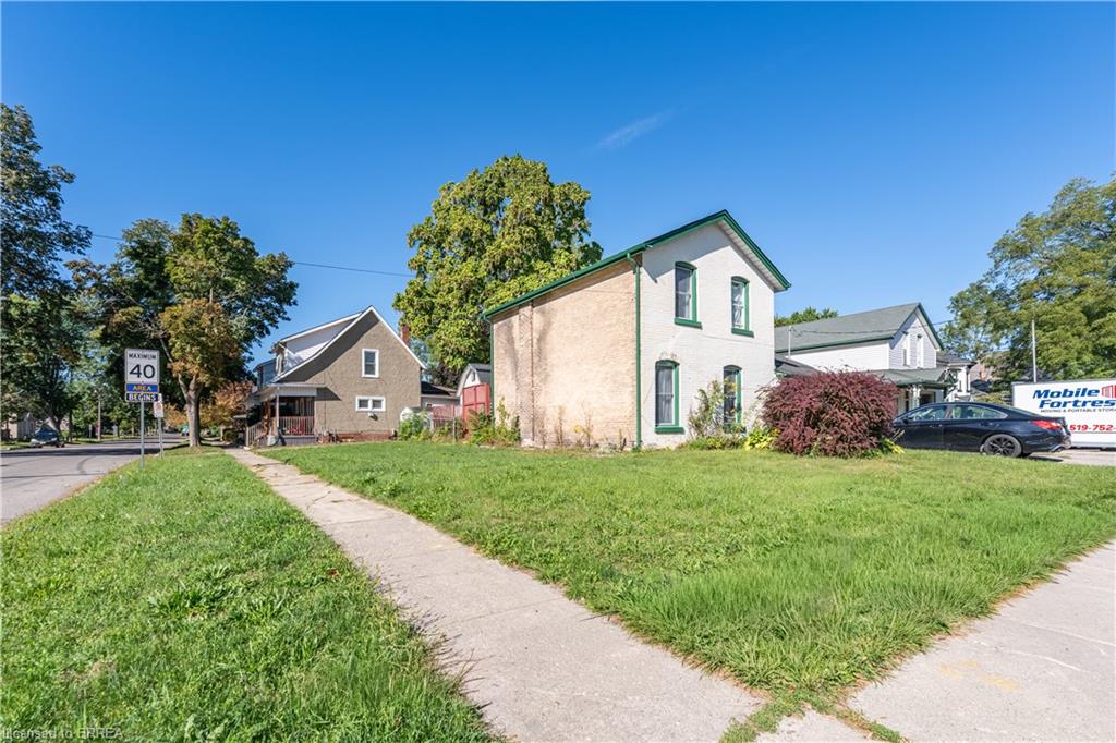129 Erie Avenue Property Photo 18