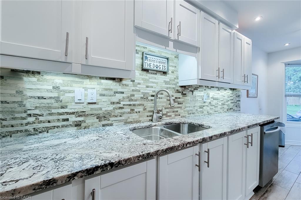 8 Dalton Gate Property Photo 16