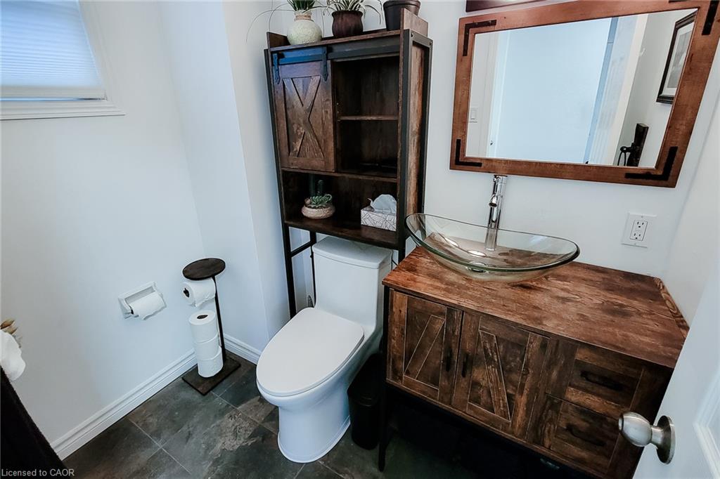 8 Dalton Gate Property Photo 18