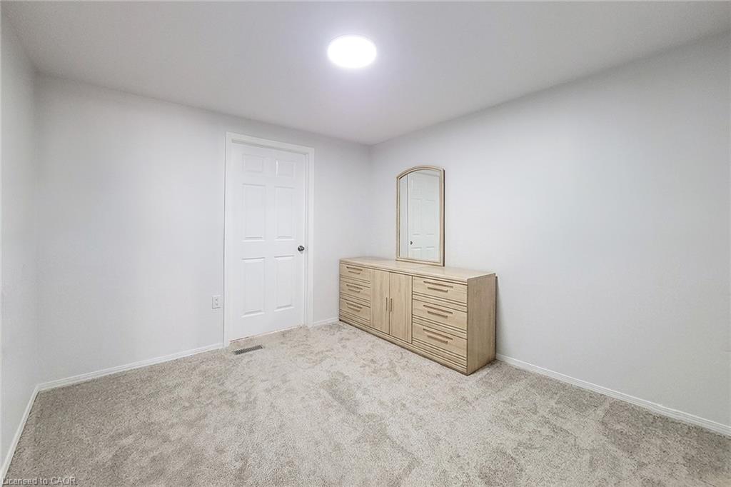 8 Dalton Gate Property Photo 24