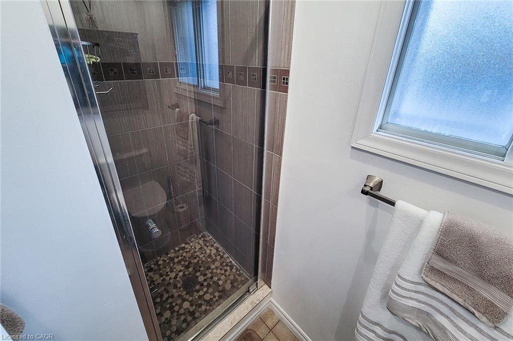 8 Dalton Gate Property Photo 28