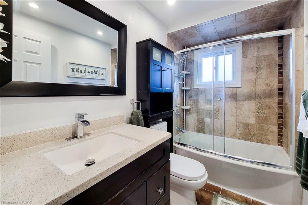 8 Dalton Gate Property Photo 30