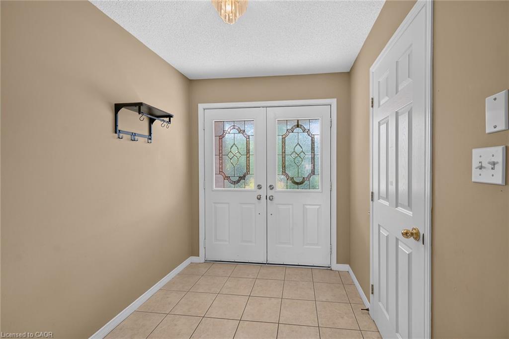 302 Southbrook Drive Property Photo 5