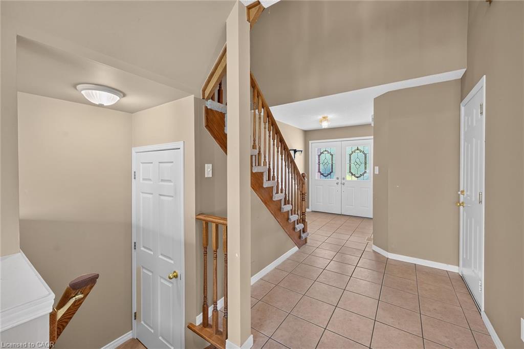 302 Southbrook Drive Property Photo 7