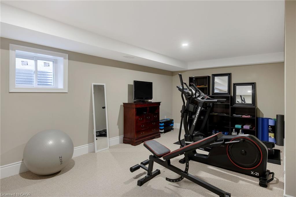 125 Paliser Court Property Photo 36