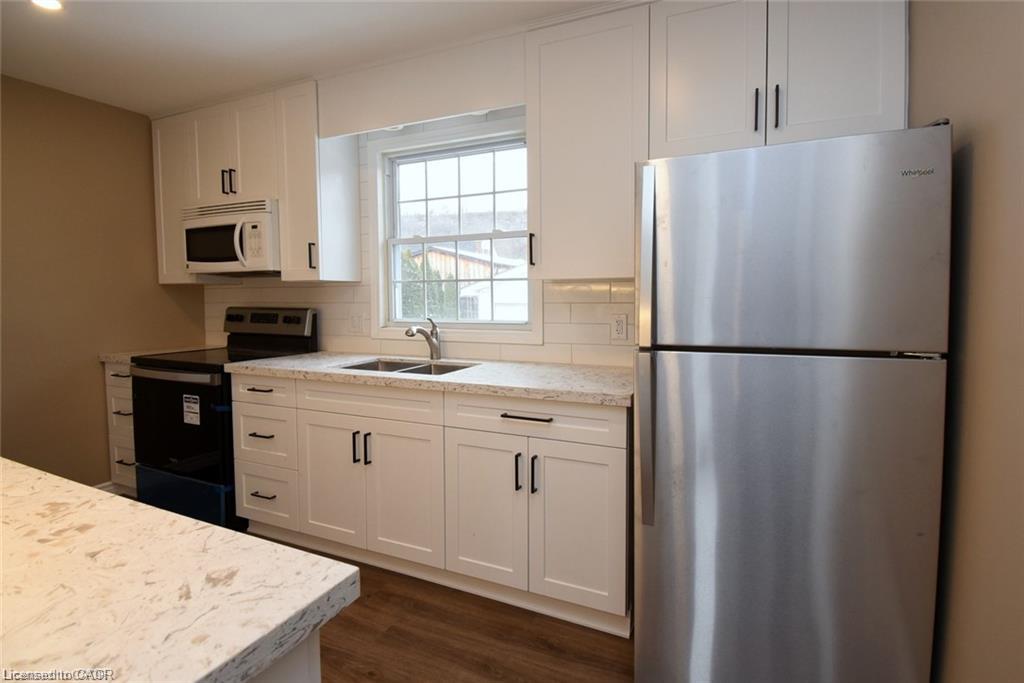 1-342 Rosedale Avenue Property Photo 3