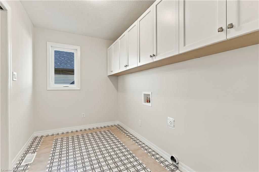 261 Ladyslipper Drive Property Photo 22
