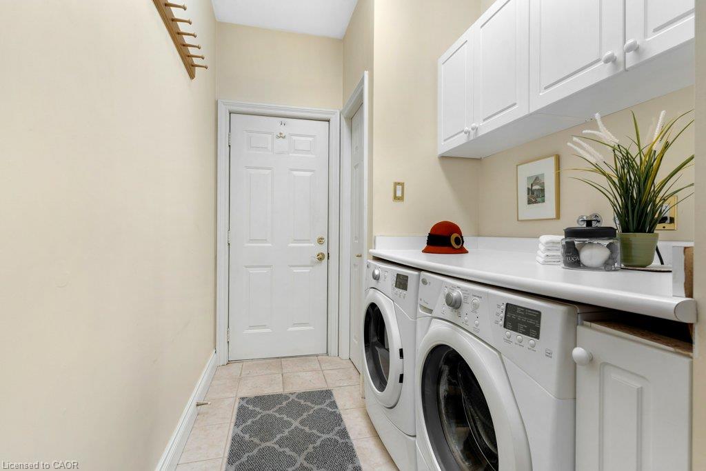 1-375 George Street N Property Photo 11