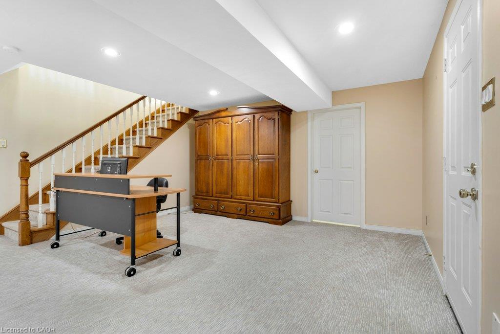 1-375 George Street N Property Photo 31