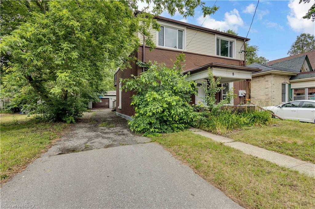 8 Victoria Street Property Photo 2