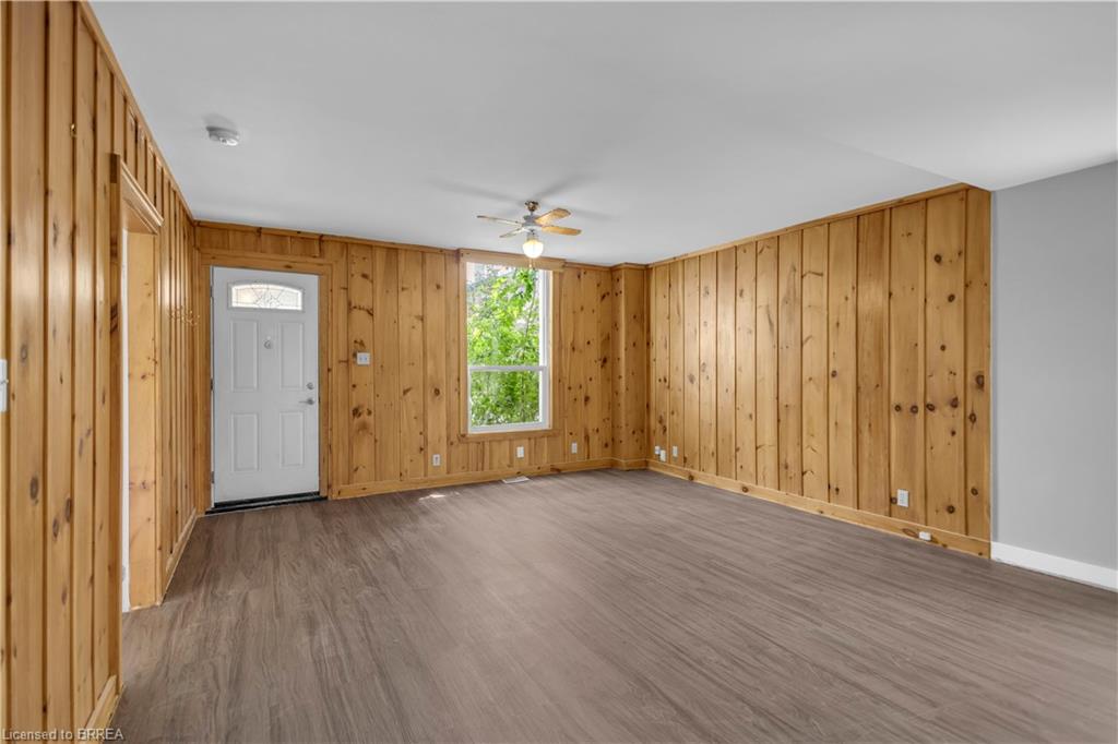8 Victoria Street Property Photo 8