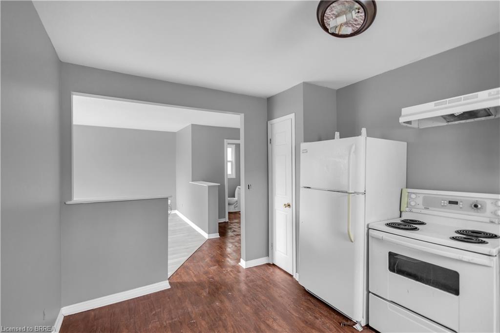 8 Victoria Street Property Photo 17