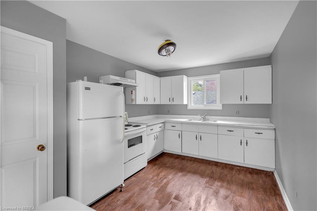 8 Victoria Street Property Photo 18