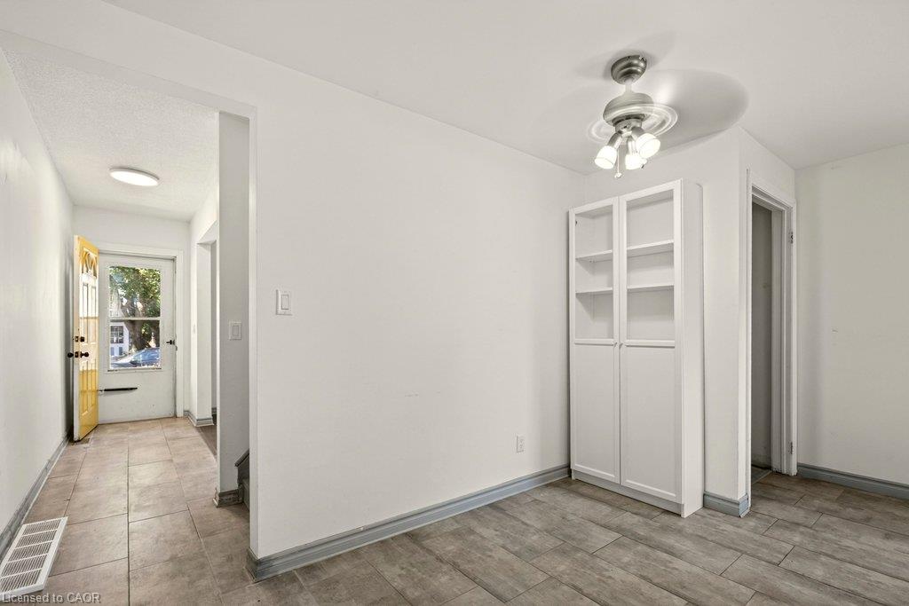 146 Barnesdale Avenue N Property Photo 14