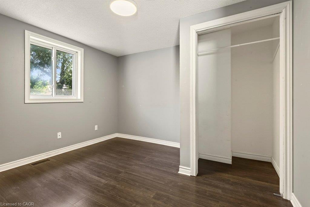 146 Barnesdale Avenue N Property Photo 23