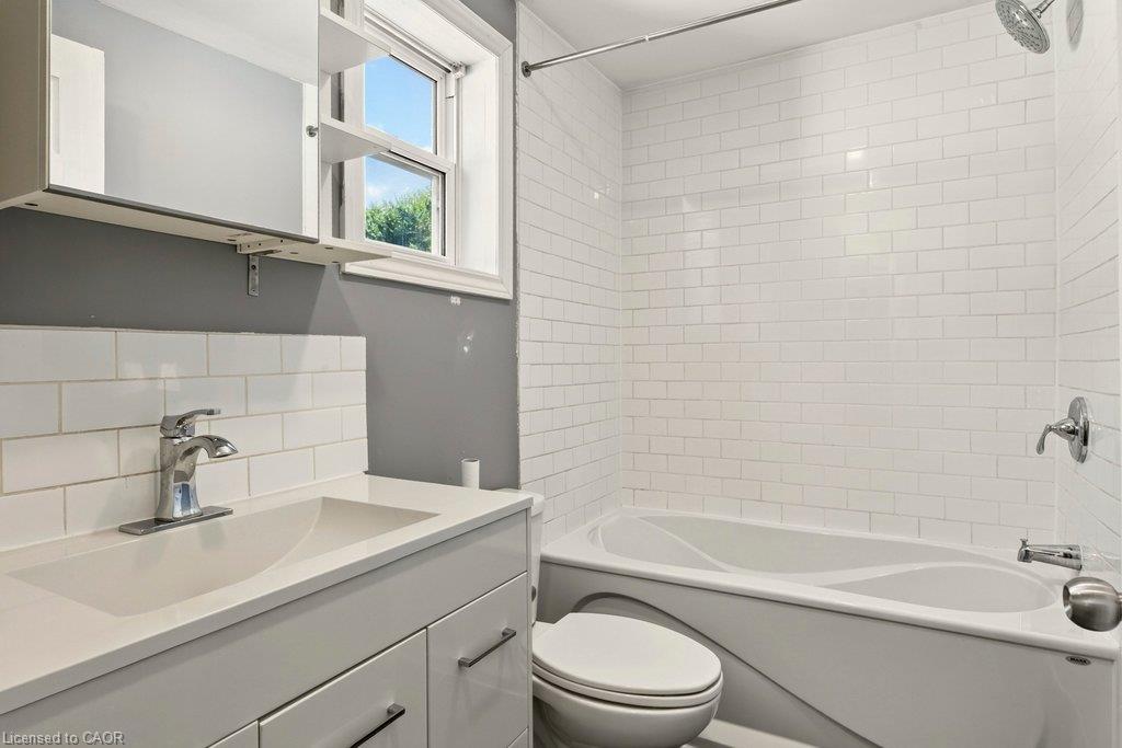 146 Barnesdale Avenue N Property Photo 26