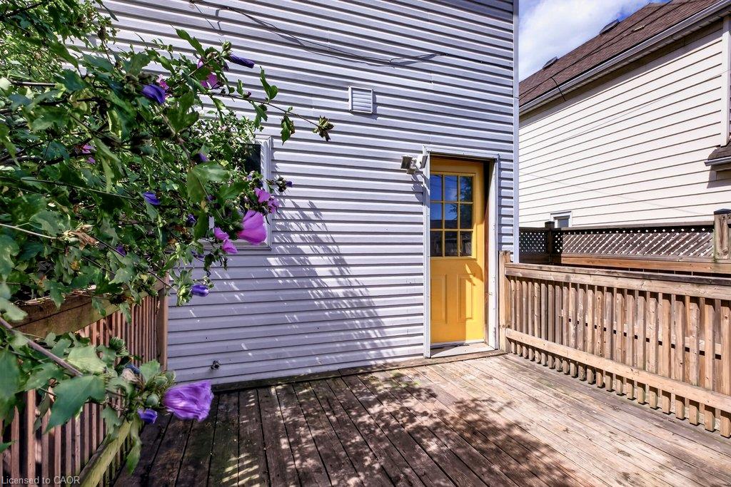 146 Barnesdale Avenue N Property Photo 30