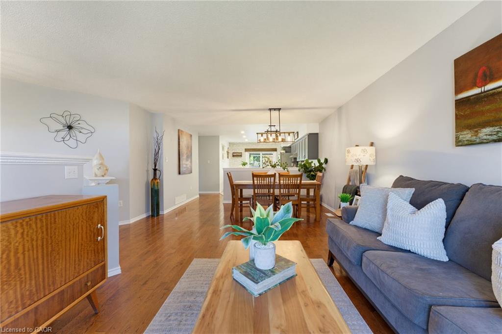 6 Stuart Street Property Photo 8