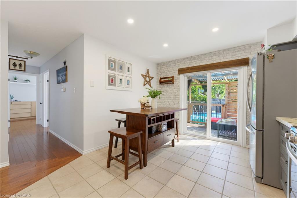 6 Stuart Street Property Photo 14