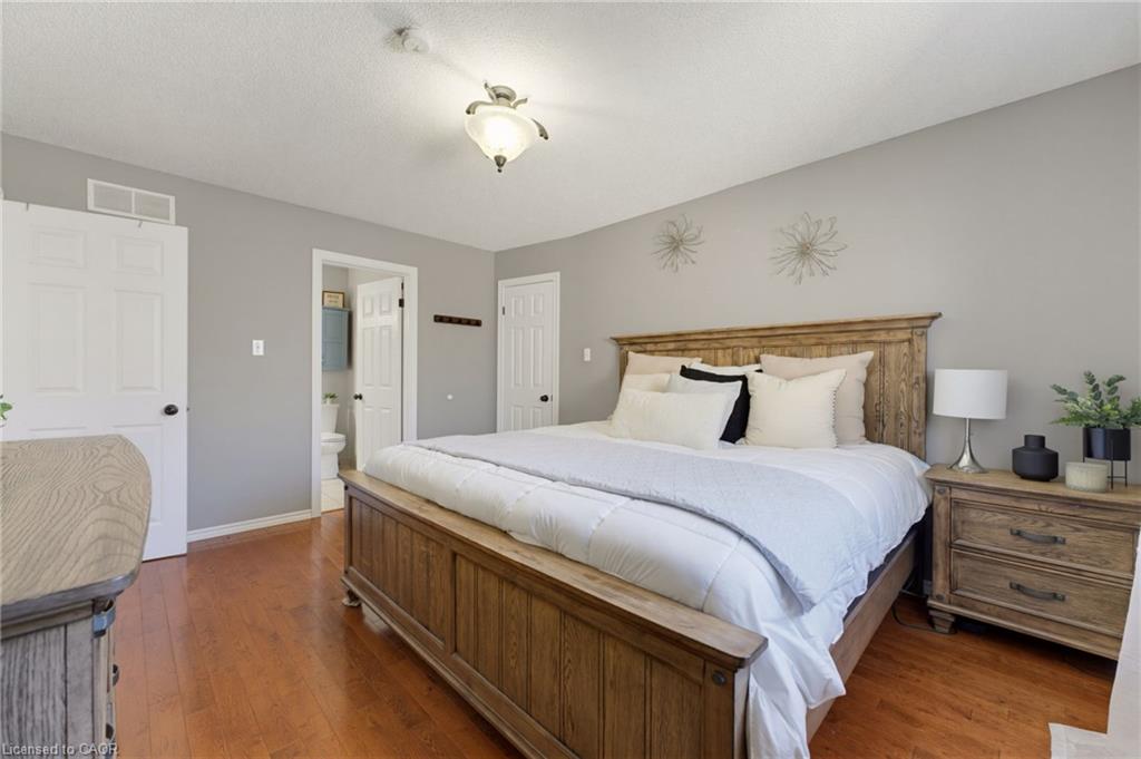 6 Stuart Street Property Photo 16