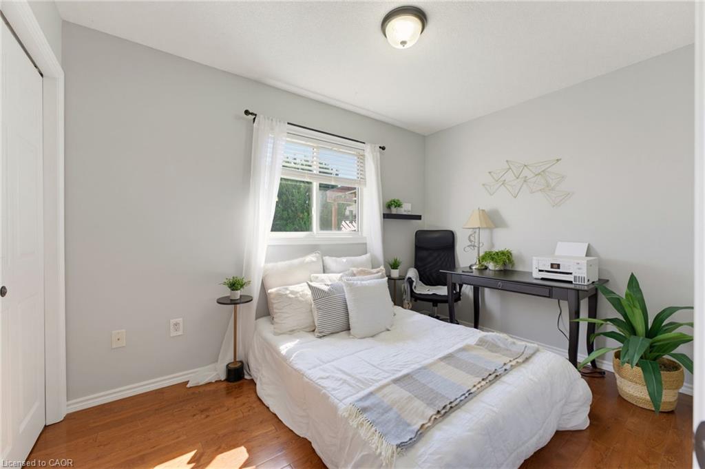 6 Stuart Street Property Photo 17
