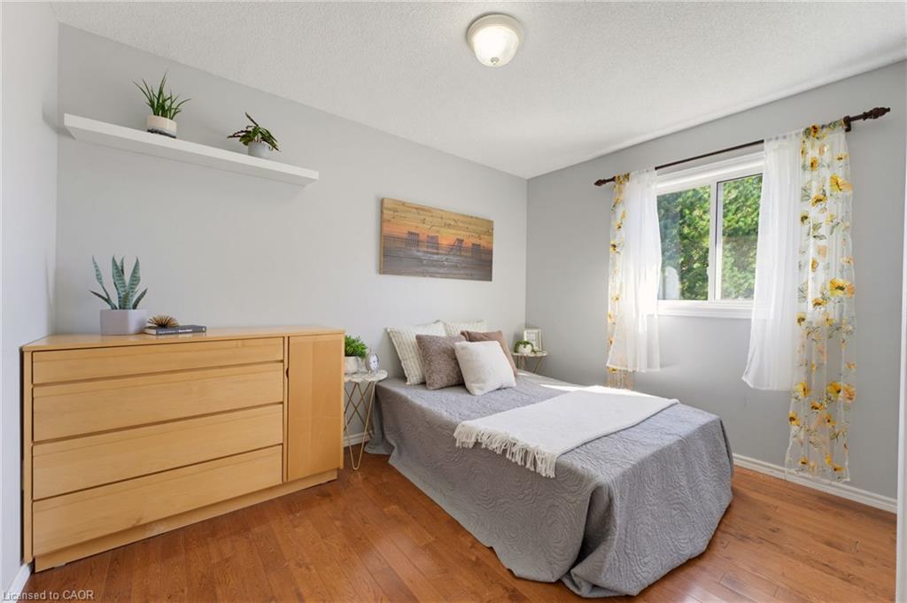 6 Stuart Street Property Photo 18