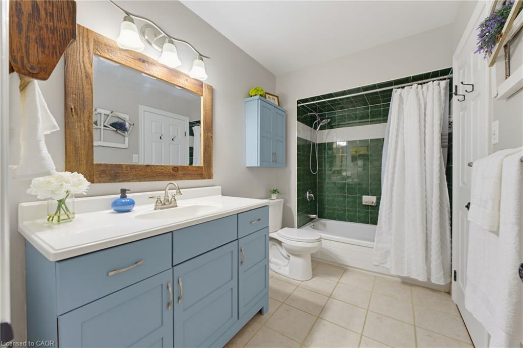 6 Stuart Street Property Photo 19