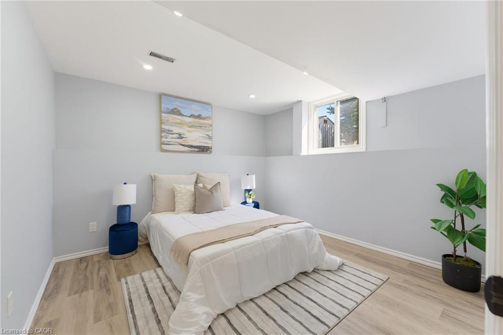 6 Stuart Street Property Photo 25